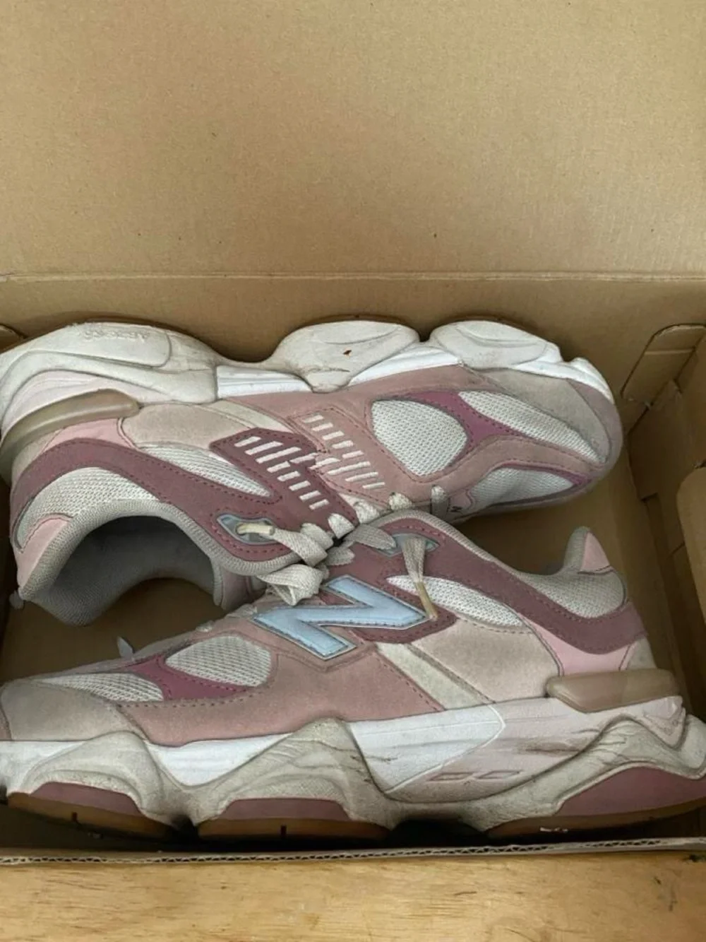 New Balance Women's Pink & Cream Chunky Sneakers